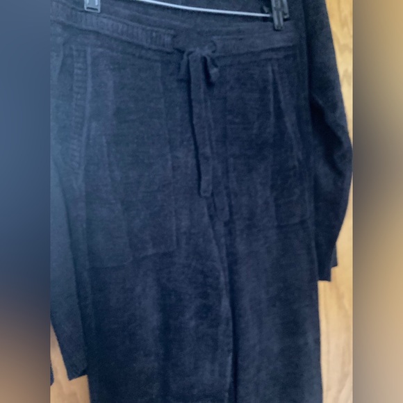 Barefoot Dreams Black Two Piece Set Hoodie 1X Small Jogger Pants Ultra Lite - Picture 3 of 14